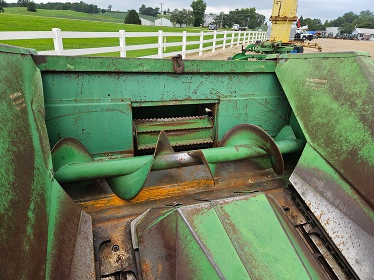 john-deere-3800-image-18