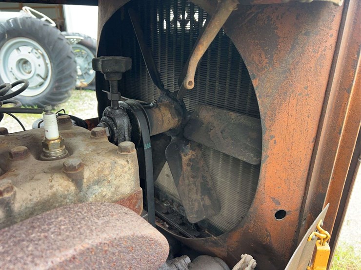 cletrac-25-crawler-image-20
