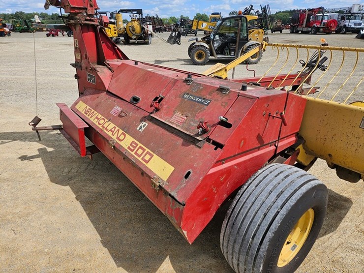 new-holland-900-image-19