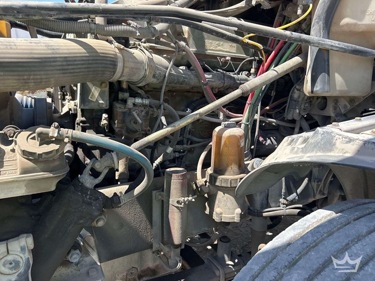 2006-freightliner-columbia-120-image-7