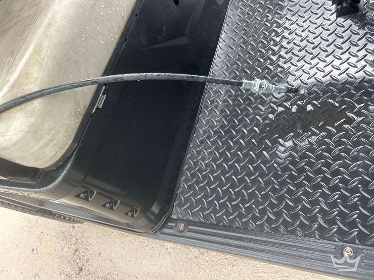 2020-cushman-hauler-1200x-gas-utility-cart-image-20