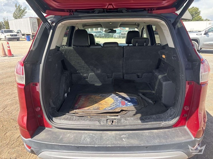 2014-ford-escape-image-24