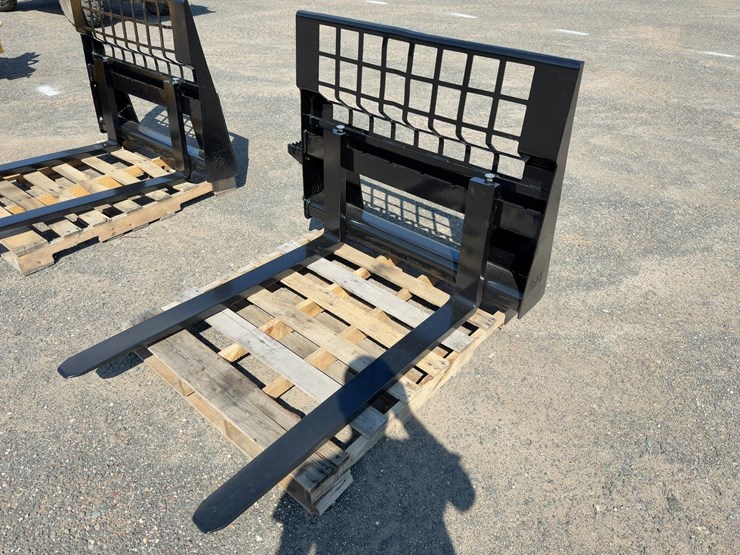 caterpillar-48"-forks-image-2