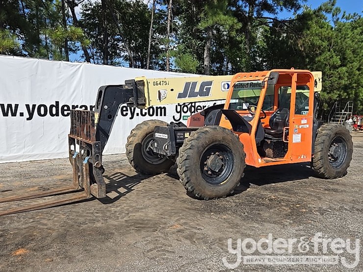 2015-jlg-g6-42a-image-1