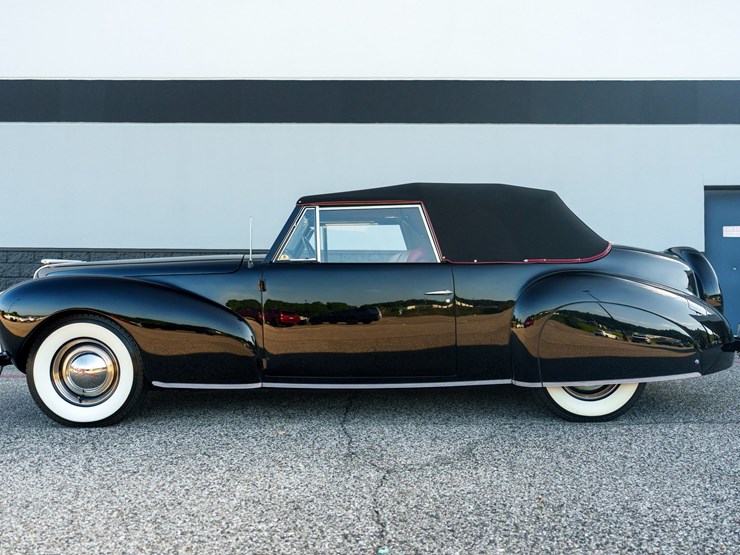 #112-•-offered-at-no-reserve-|-1940-lincoln-zephyr-continental-convertible-image-8