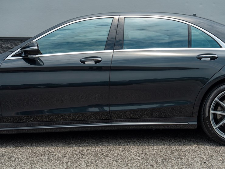 #103-•-2020-mercedes-benz-s560-sedan-image-32
