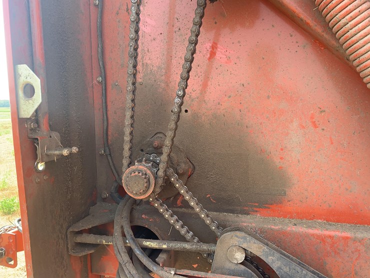 hesston-5156-image-28