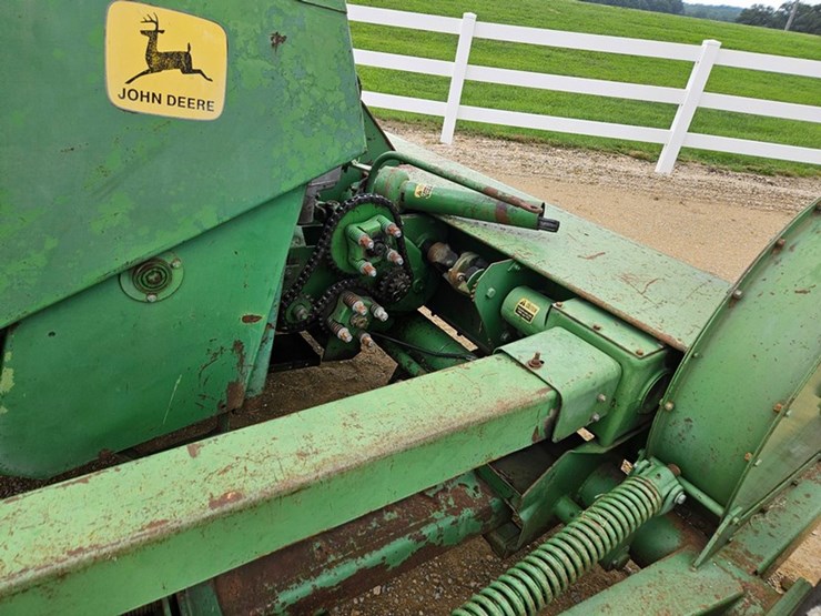 john-deere-3800-image-33