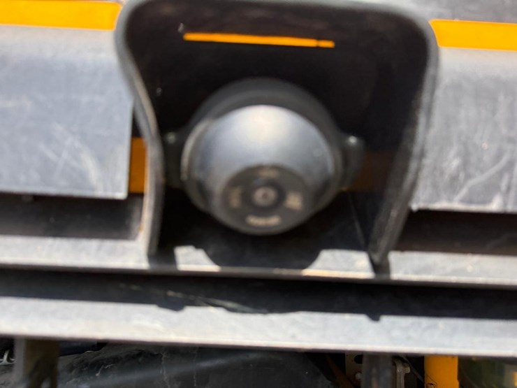 2024-jcb-3ts-8t-image-18