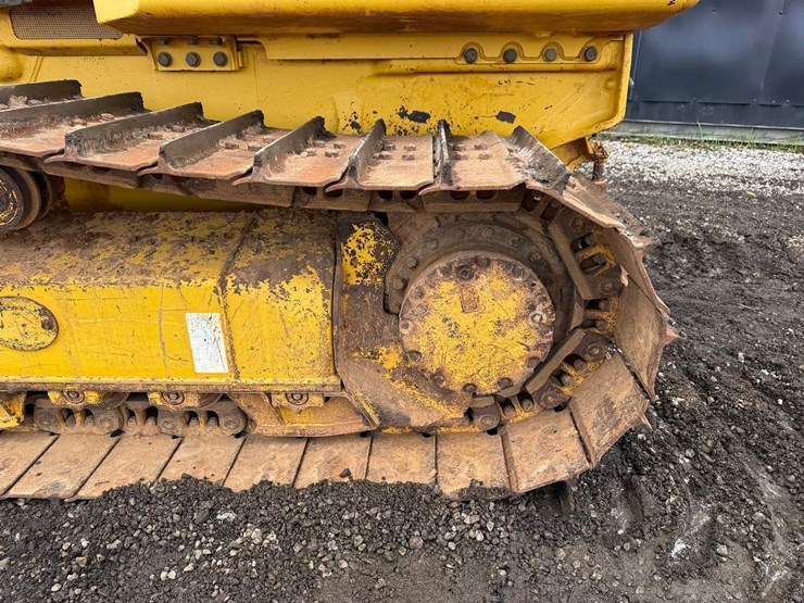 2014-komatsu-d39px-23-image-19
