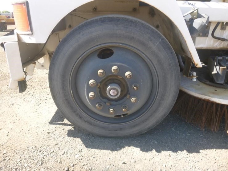 2013-global-m4-sweeper-image-20