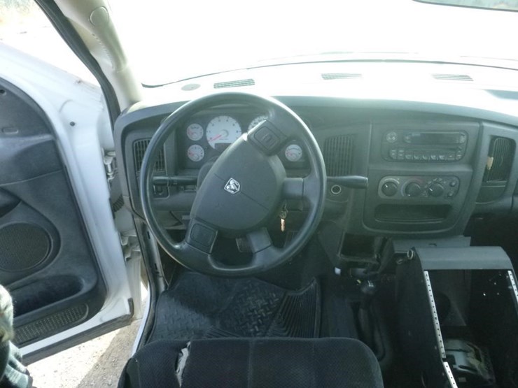 2005-dodge-ram-2500-image-8