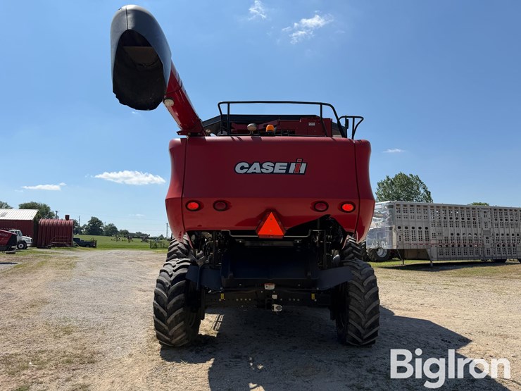 2007-case-ih-7010-image-6