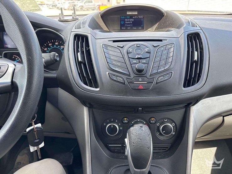 2014-ford-escape-image-16