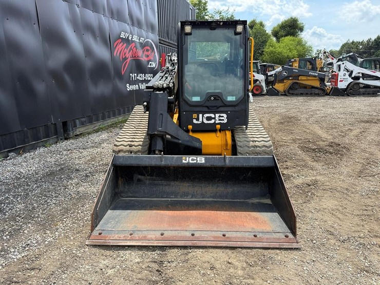 2024-jcb-3ts-8t-image-7