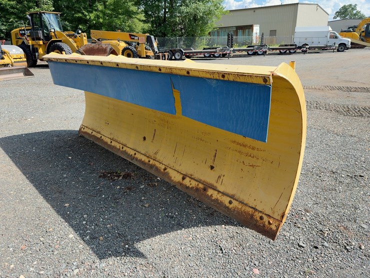 12'-power-angle-snowplow-image-1