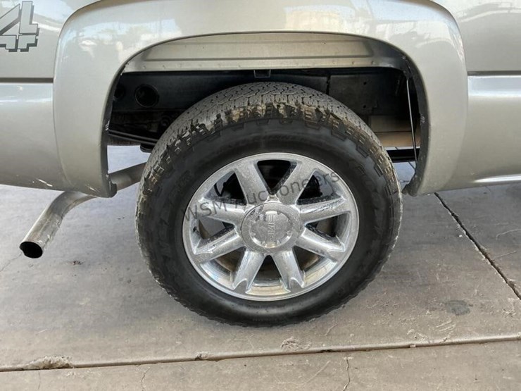 2000-gmc-sierra-1500-image-8