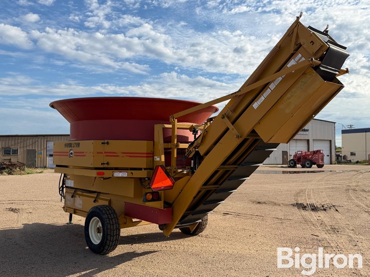 2014-haybuster-h1000-image-7