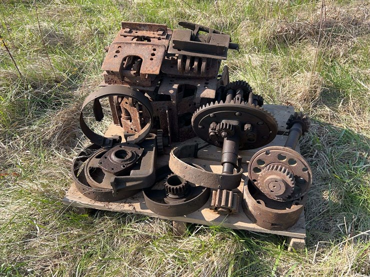 cletrac-crawler-image-9