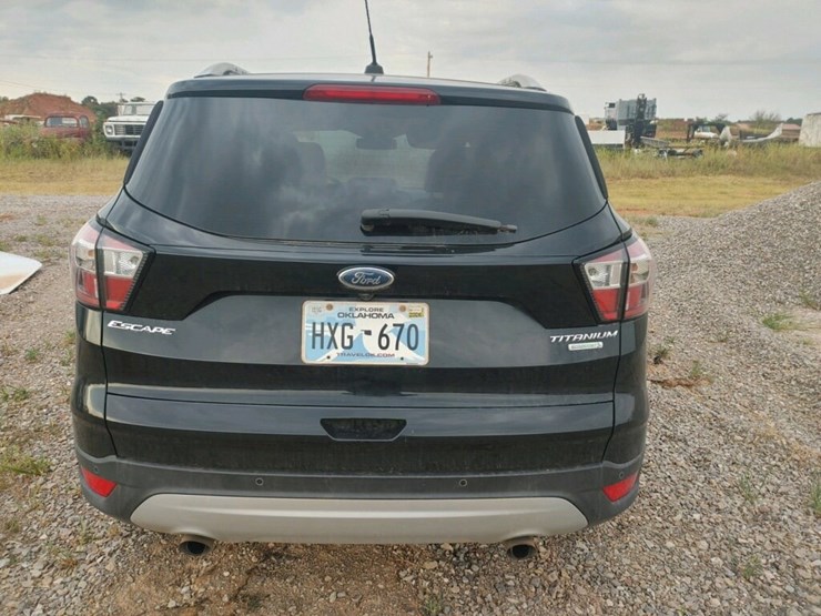 2017-ford-escape-image-3