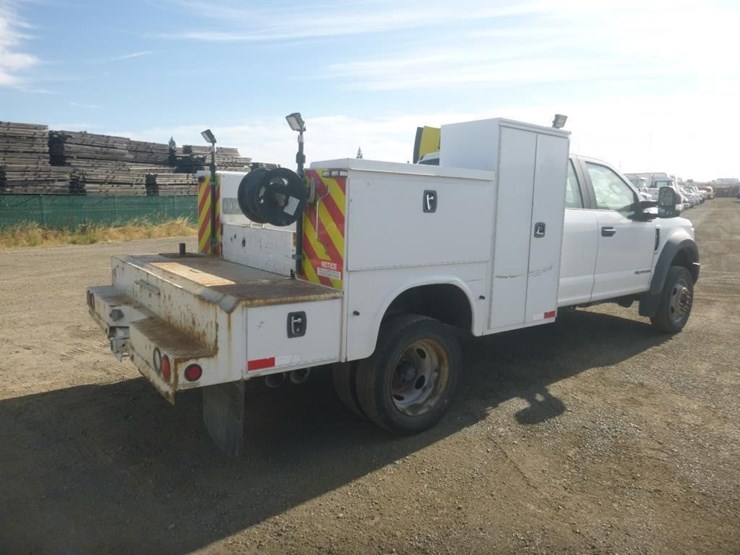 2019-ford-f450-image-3