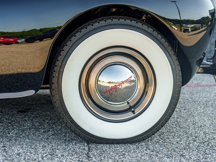#112-•-offered-at-no-reserve-|-1940-lincoln-zephyr-continental-convertible-image-41