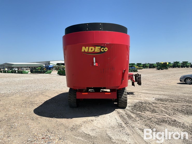 2022-nde-22fs1200d-t/a-feed-mixer-wagon-image-6