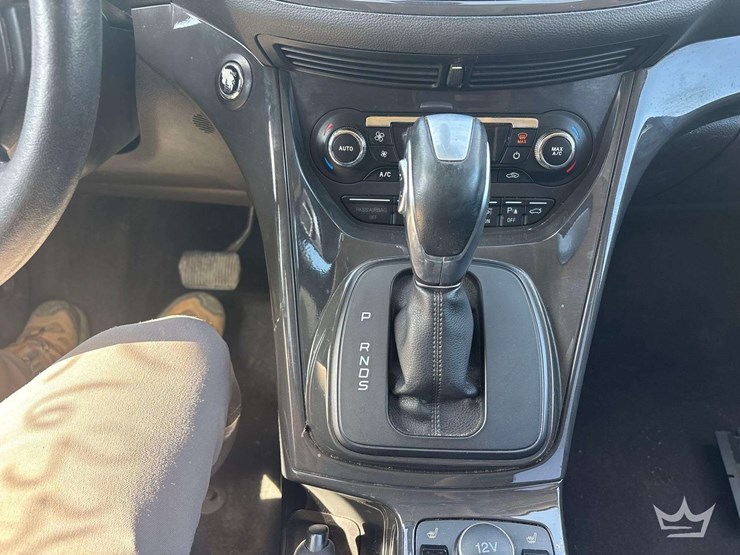 2014-ford-escape-image-16