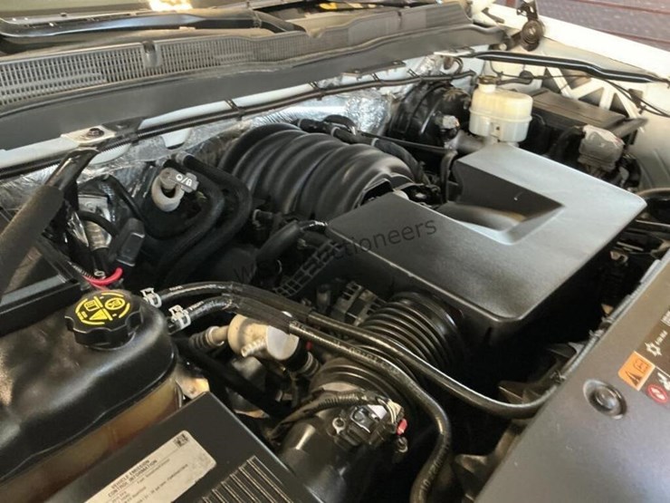 2015-chevrolet-silverado-1500-image-13