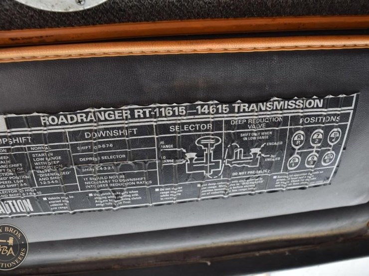 1986-ford-ltl9000-image-61
