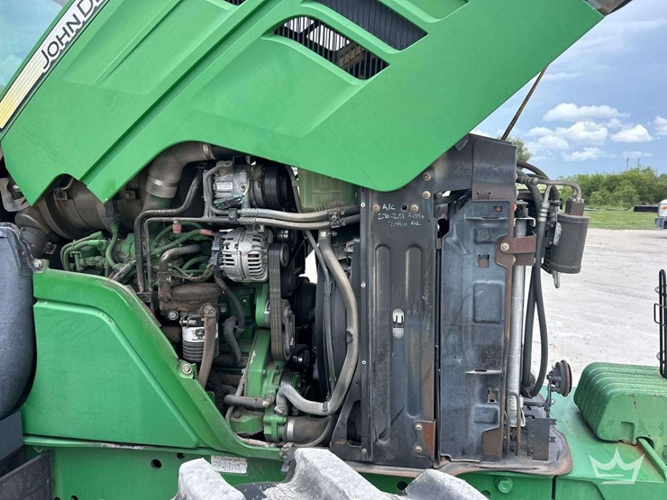 2014-john-deere-6125m-image-9