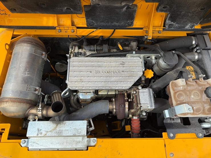 2021-jcb-js160n-lc-image-13