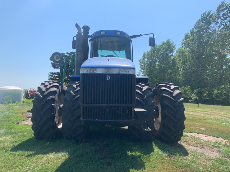 2004-new-holland-tj375-image-3