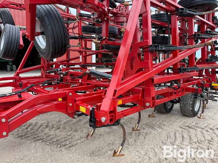 2022-case-ih-2022-image-10