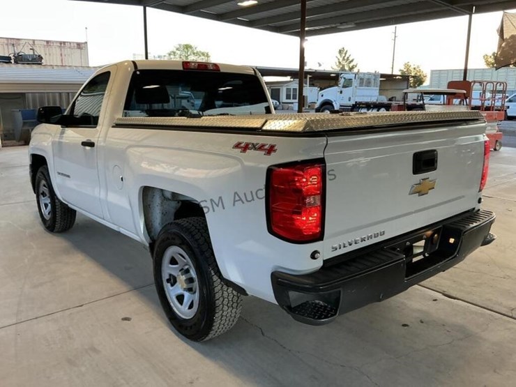 2015-chevrolet-silverado-1500-image-5