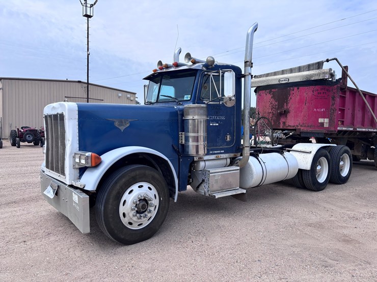 1997-peterbilt-379-image-1