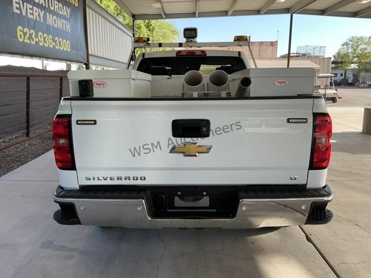2018-chevrolet-silverado-1500-image-6