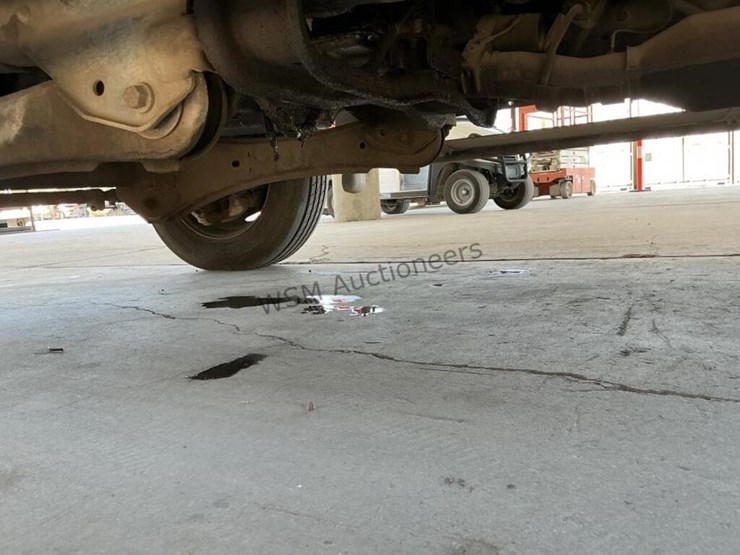 2008-ford-f550-image-27