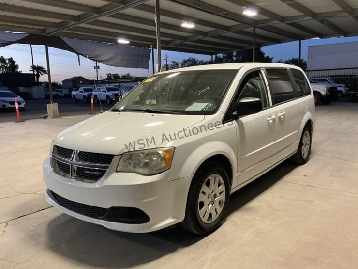 2014-dodge-grand-caravan-image-4