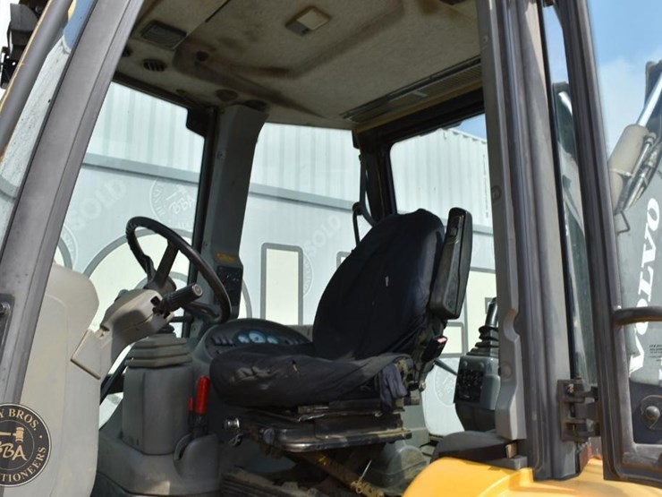 2007-volvo-bl70-image-56