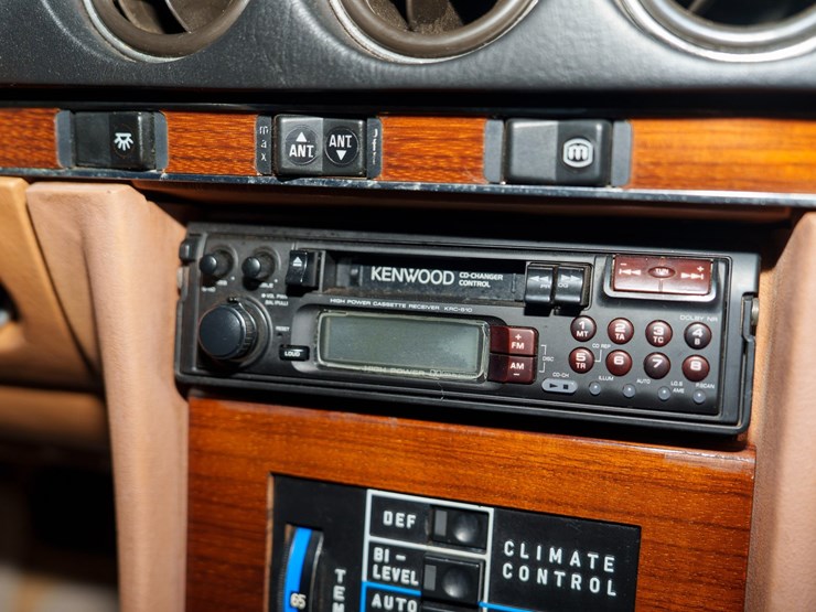 #122-•-offered-at-no-reserve-|-1980-mercedes-benz-450sl-convertible-image-57