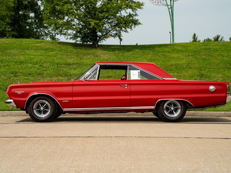 #127-•-1967-plymouth-gtx-hemi-image-6