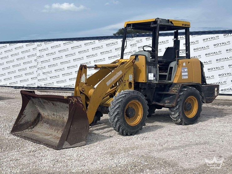 komatsu-wa75-3-image-1