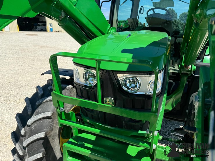 2021-john-deere-6110r-image-13