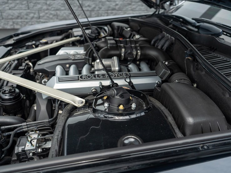 #110-•-2014-rolls-royce-phantom-sedan-image-93