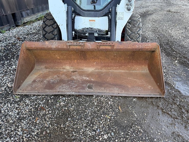 2017-bobcat-s570-image-9