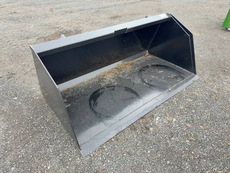 72"-snow/mulch-bucket-image-4