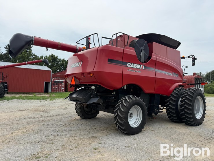 2008-case-ih-7010-image-5