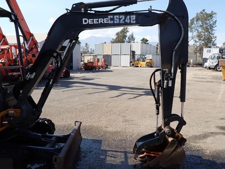 2023-deere-35g-image-6