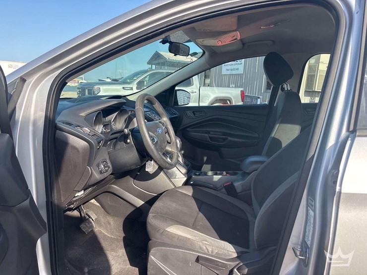 2014-ford-escape-image-12